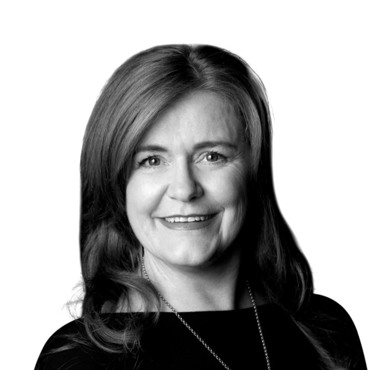 Portrait of Julie Moralee – Board Member